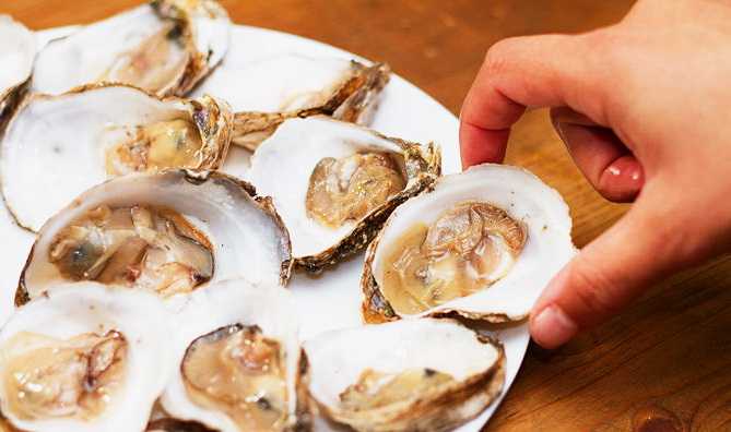 Уже не лакшери-фуд? устричный король рассказал о рисках в бизнесе, ключевых признаках испорченных устриц и правилах их употребления