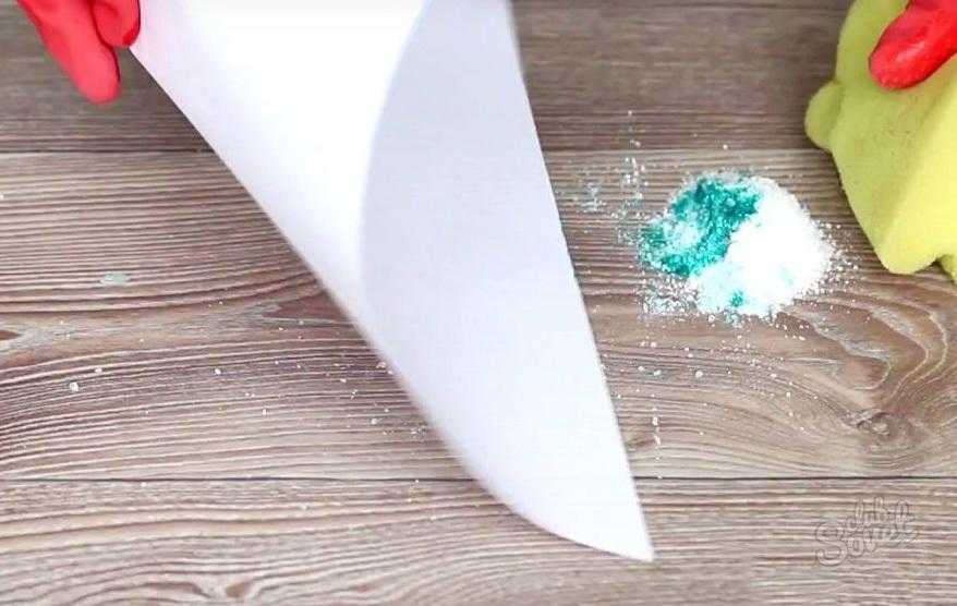 Как вывести пятна от резины с линолеума