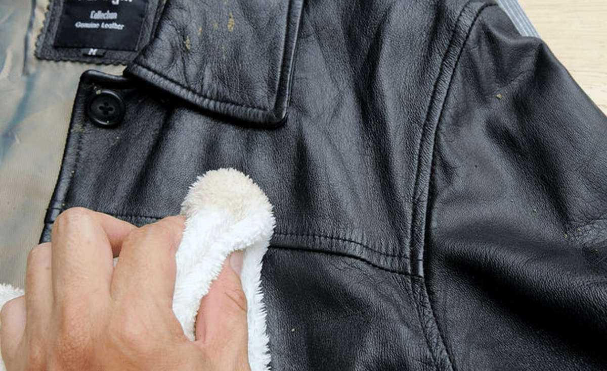 Сухая чистка пуховика в домашних условиях без стирки: какими средствами почистить куртку, как сушить изделие?