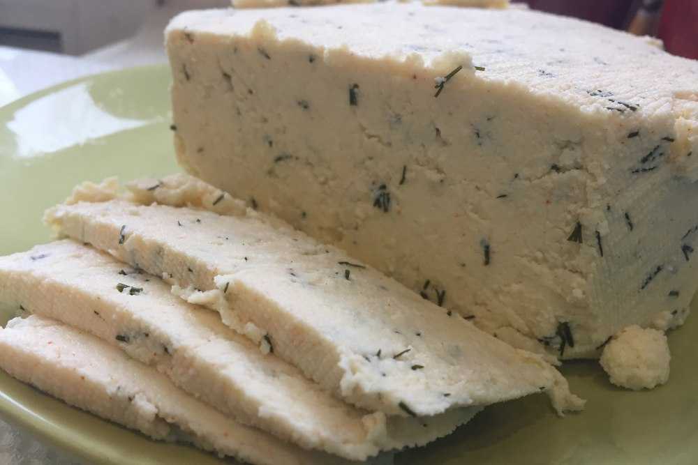 Быстрое тесто на кефире для вкусной пиццы – 9 лучших рецептов с фото (без дрожжей и дрожжевое)