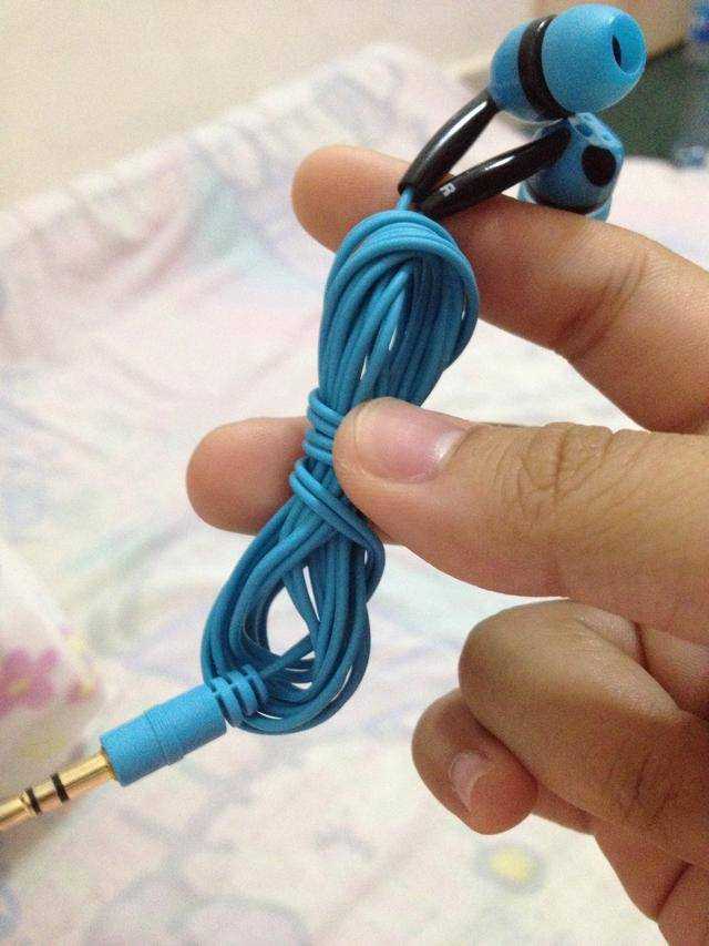 Зарядка наушников airpods