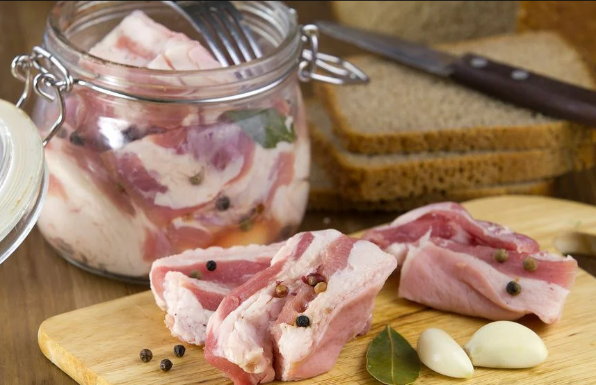 Какой солью солить огурцы на зиму: простой или йодированной, выбор продукта