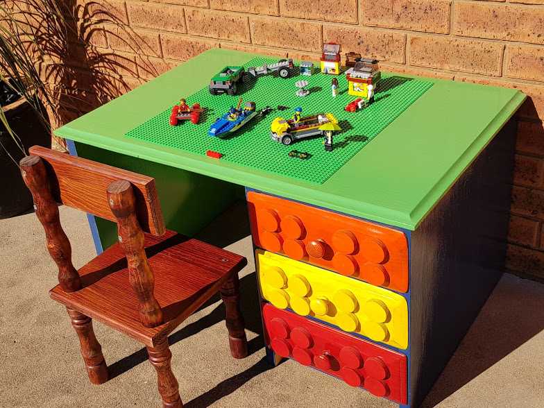 Новый lego стол – это то, что надо для развития вашего малыша. ikea hack: стол для игры в лего из журнального стола лакк своими руками стол с бортиками для игры в лего